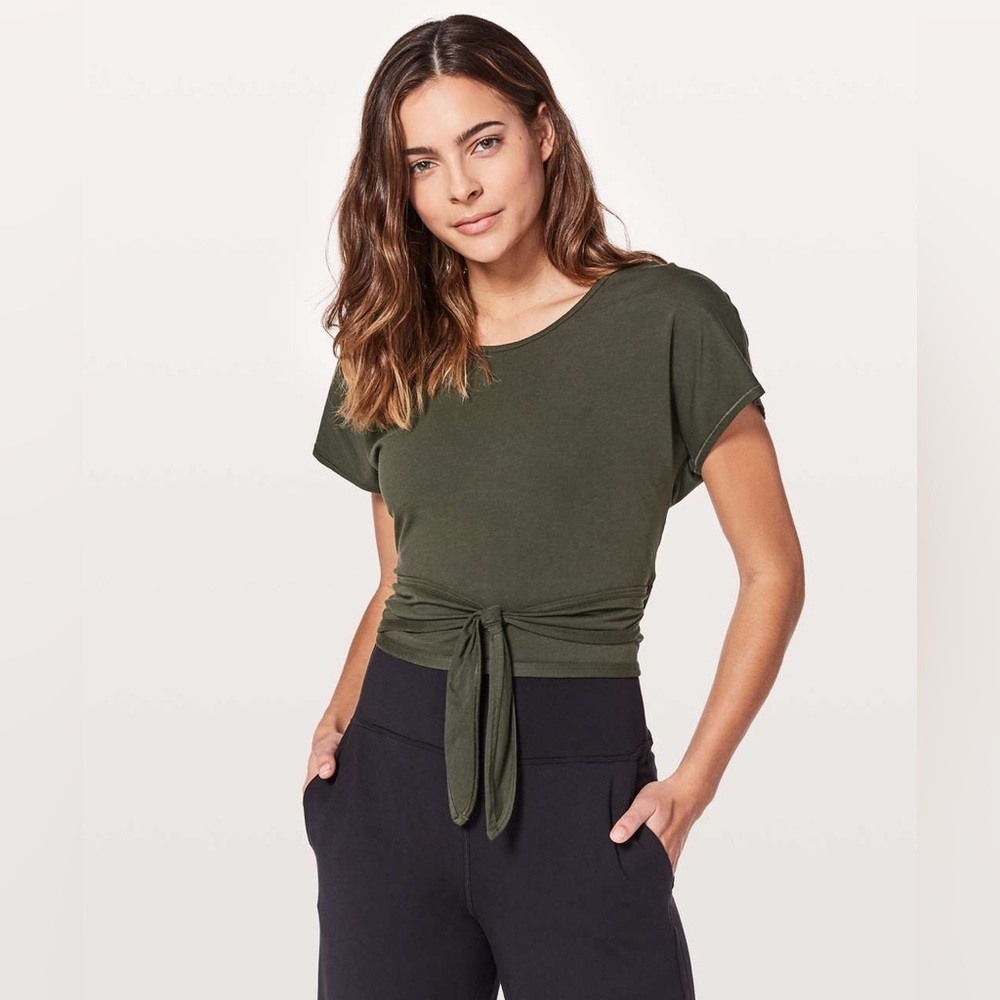 Lululemon Its A Tie Tee